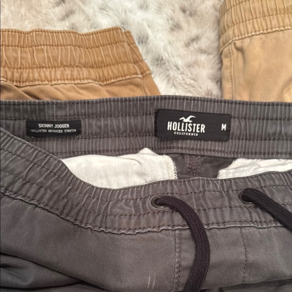 SET OF 3 Hollister Tan Khaki and Gray Skinny Joggers Men’s size M - Picture 3 of 3
